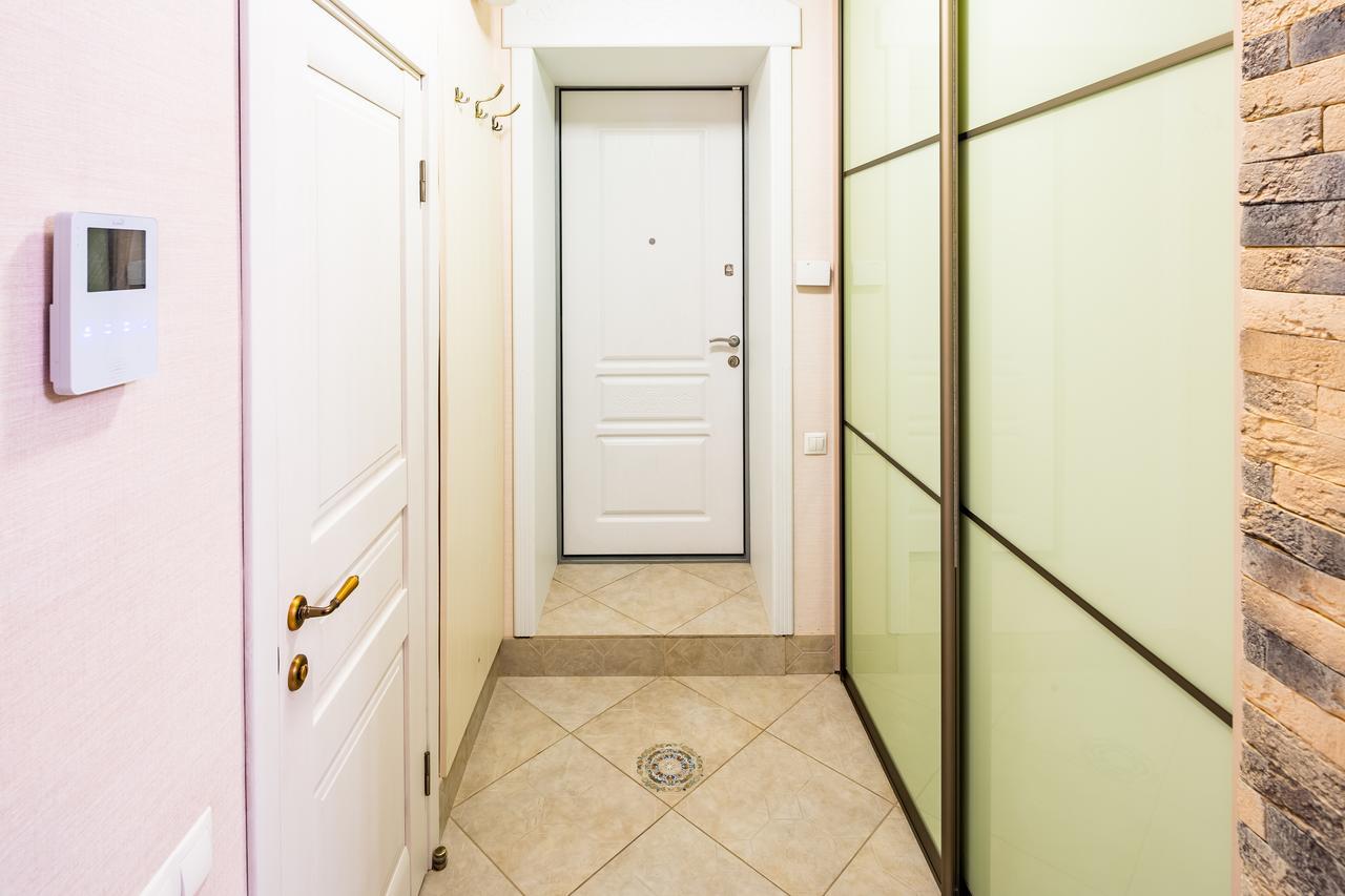 Фредра, 6 Lviv Luaran gambar
